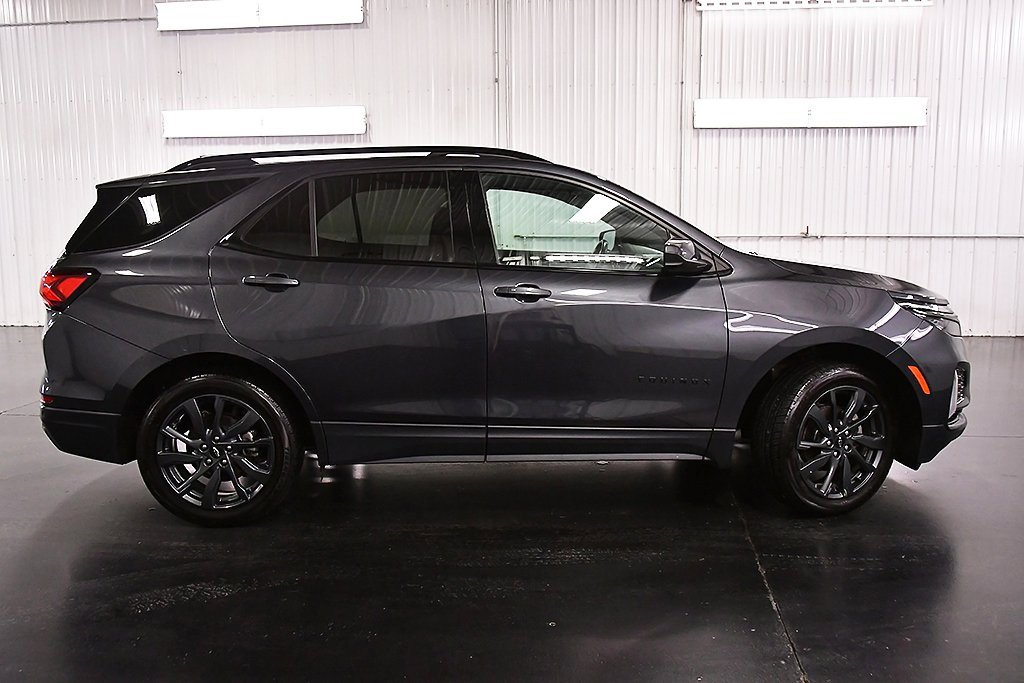 Used 2023 Chevrolet Equinox RS image 8