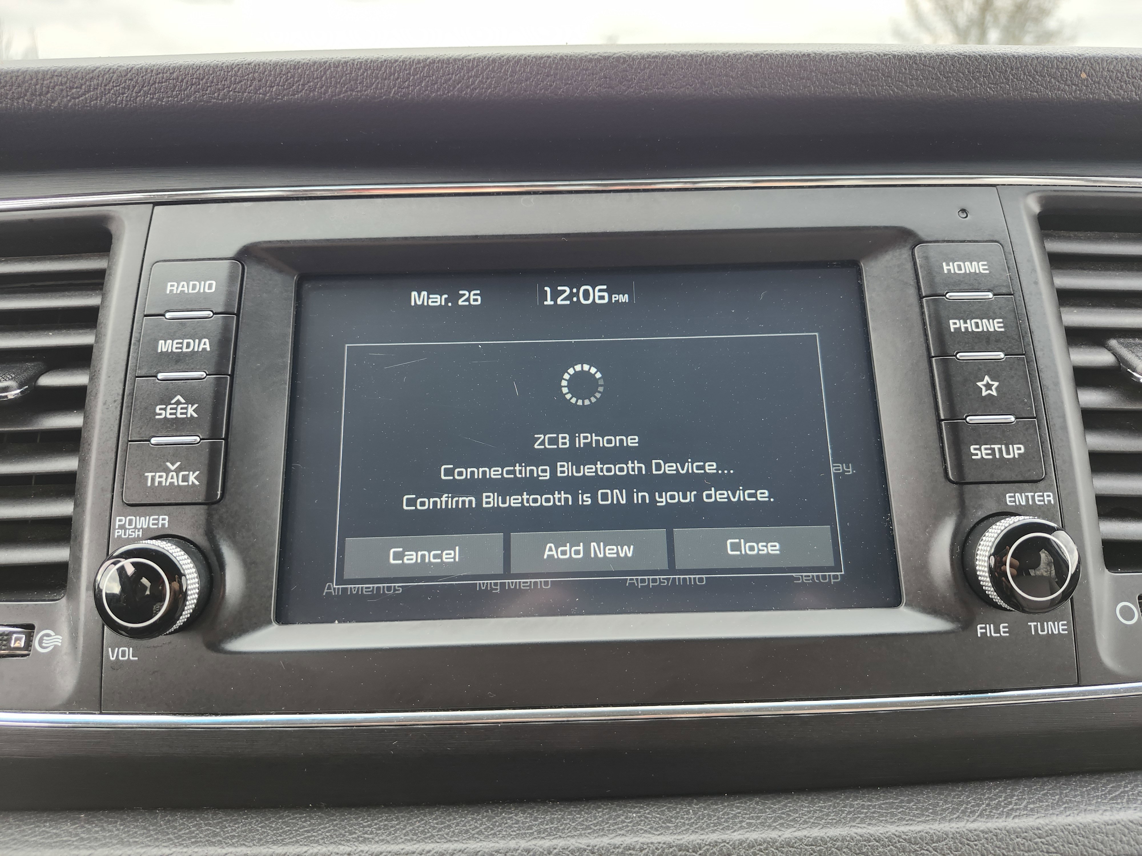 Used 2021 Kia Sedona LX image 4