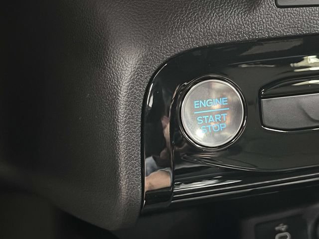 Used 2025 Ford Escape ST-Line w/ Equipment Group 301A FWD image 39
