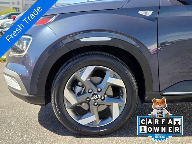 Used 2020 Hyundai Venue FWD image 9