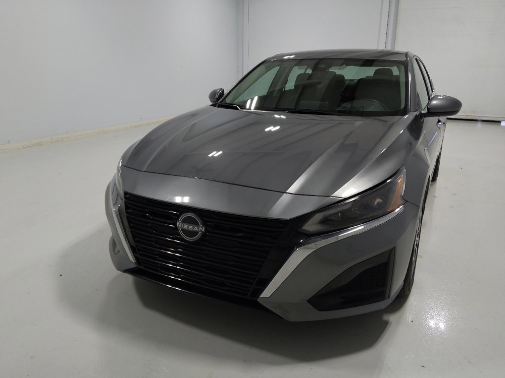 Used 2023 Nissan Altima 2.5 SV image 15