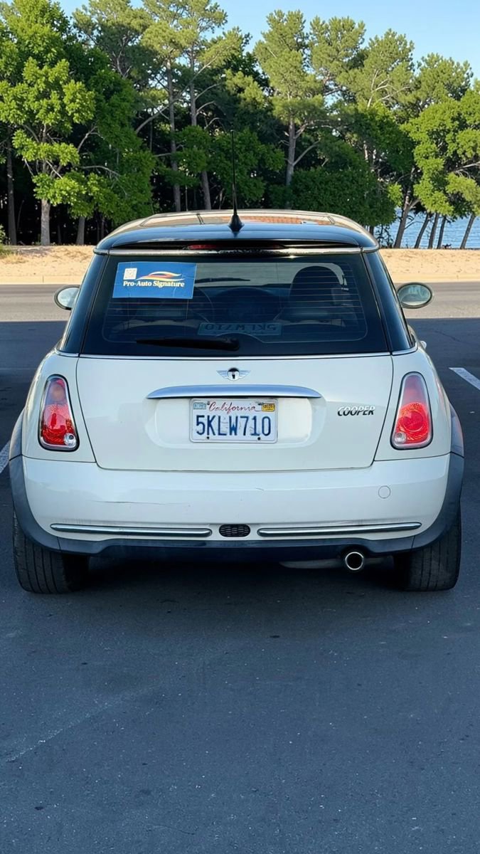 Used 2005 MINI Cooper Hardtop image 10