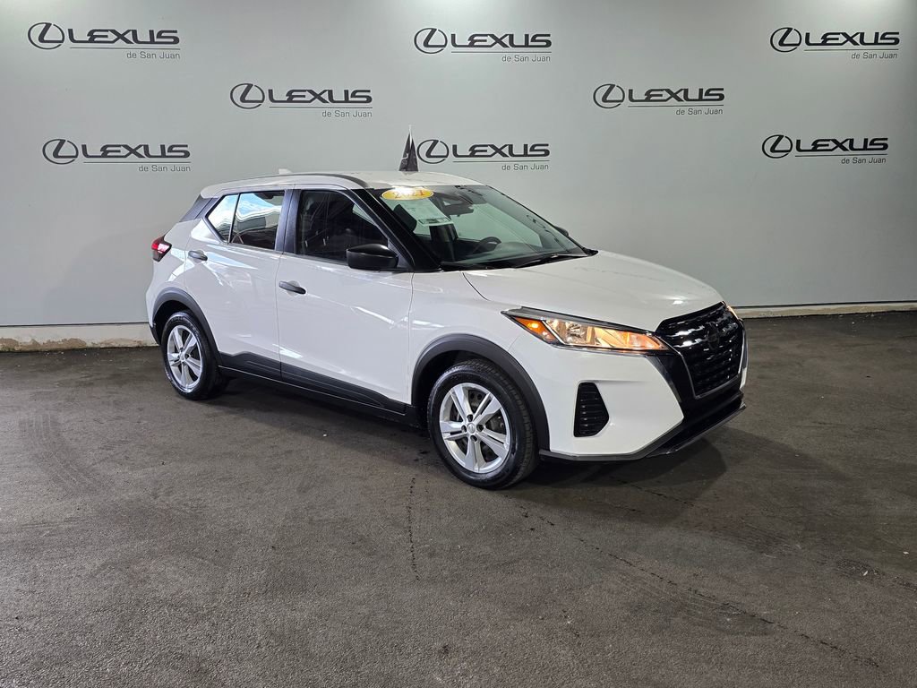 Used 2021 Nissan Kicks S image 3