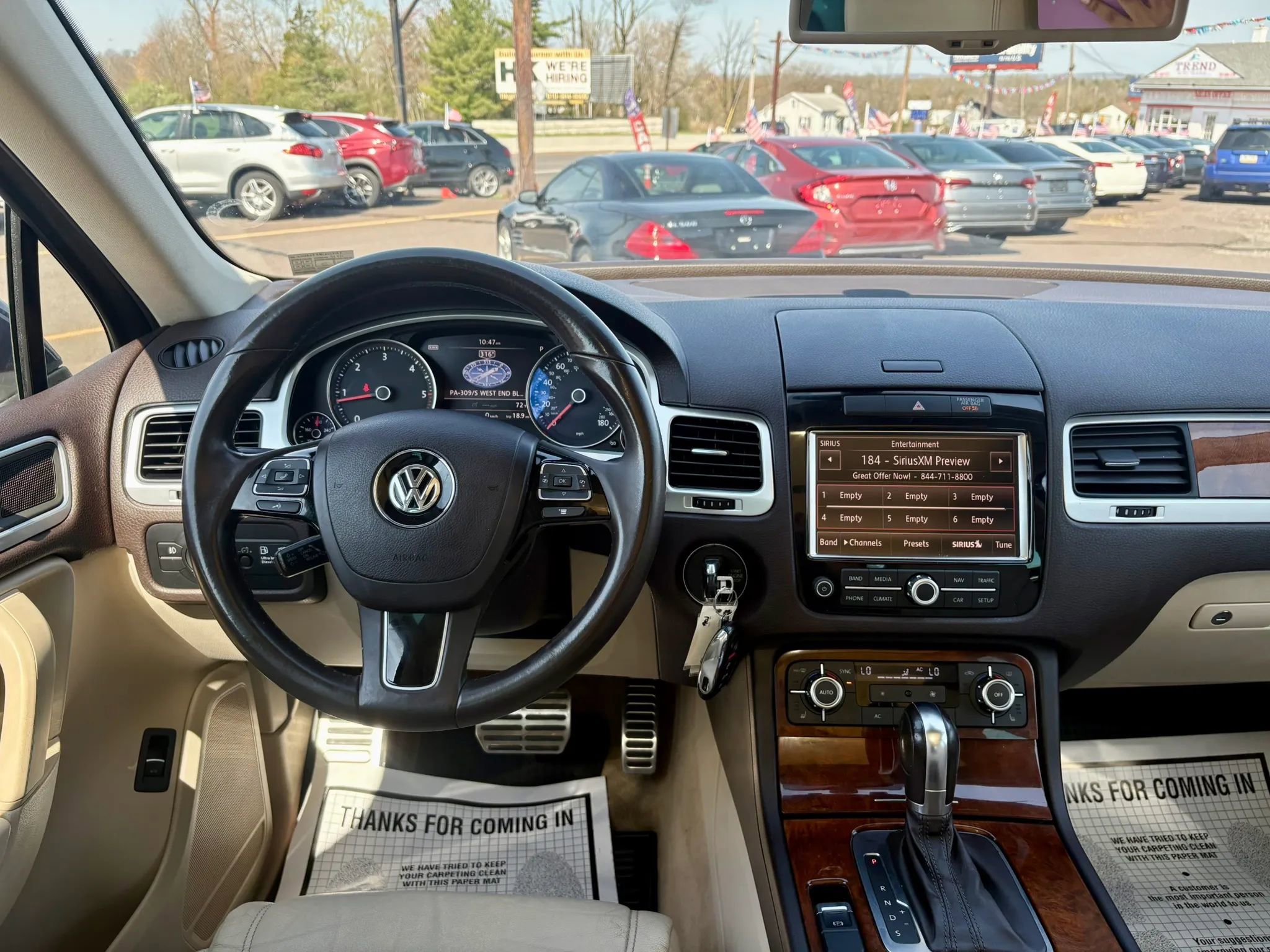 Used 2012 Volkswagen Touareg TDI image 36