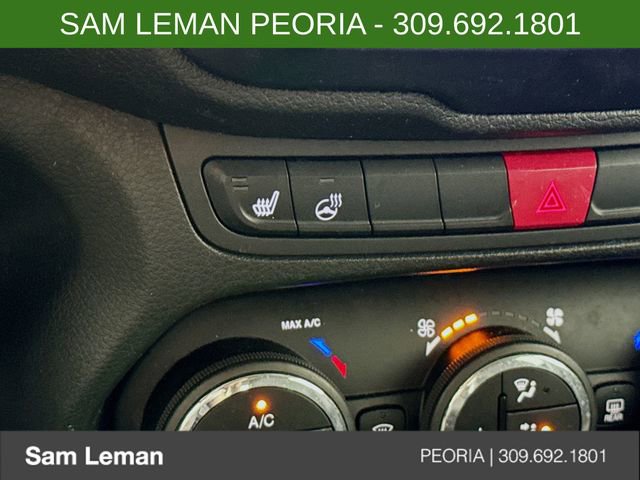 Used 2016 Jeep Renegade Limited image 20