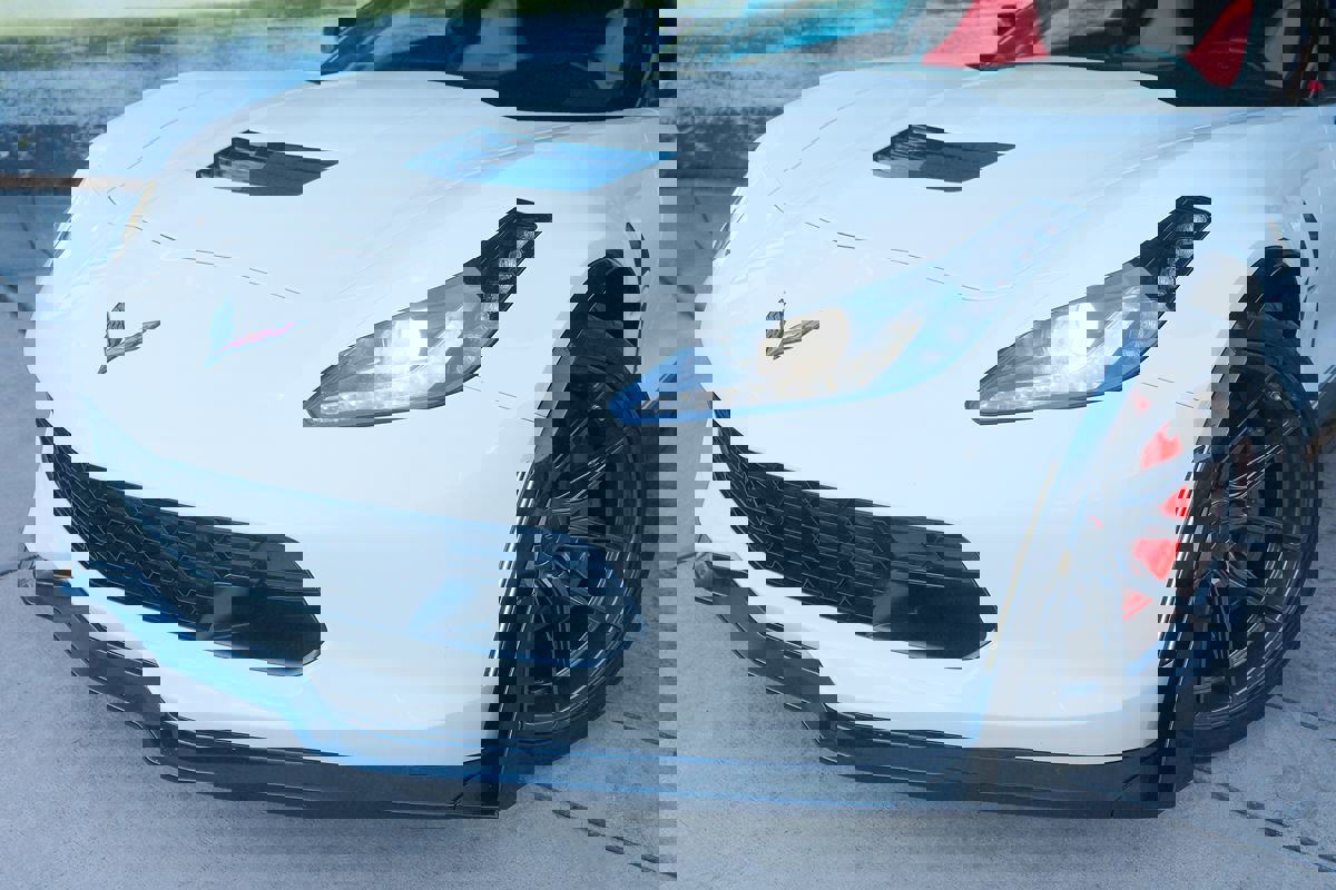 Used 2019 Chevrolet Corvette Grand Sport w/ Carbon Flash Badge Package image 8