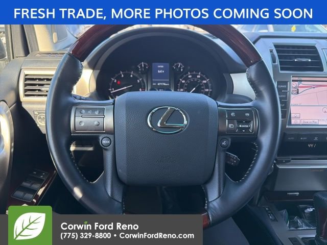 Used 2013 Lexus GX 460 w/ Convenience Pkg image 9
