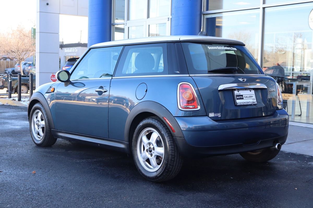 Used 2009 MINI Cooper Hardtop w/ Premium Pkg image 3