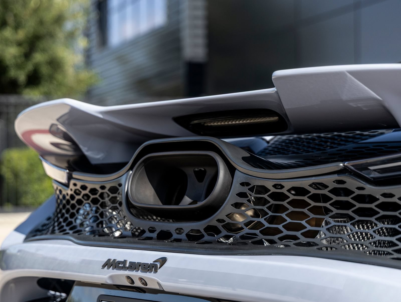 Used 2026 McLaren 750S Spider RWD image 15