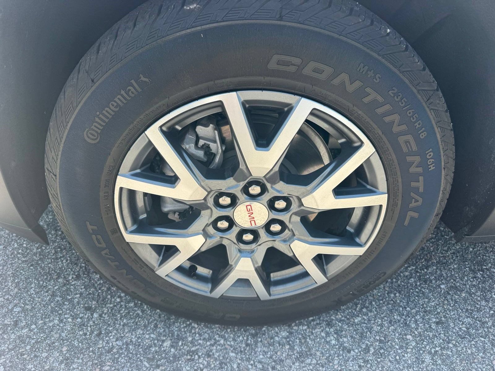 Certified 2023 GMC Acadia SLT w/ Technology Package FWD image 28