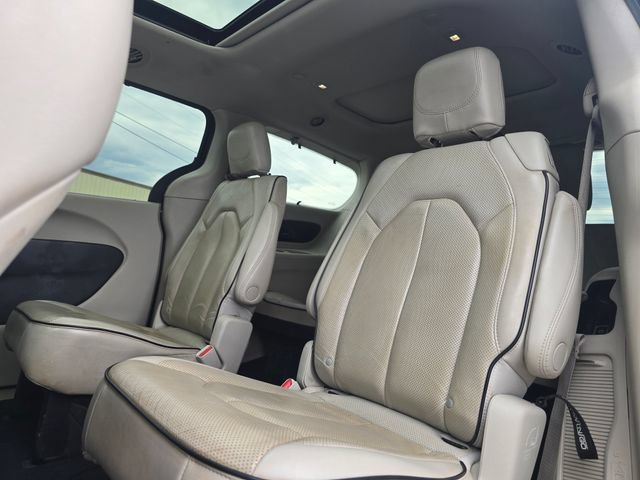 Used 2021 Chrysler Pacifica Limited w/ Premium & Safety Sphere Group AWD/4WD image 12