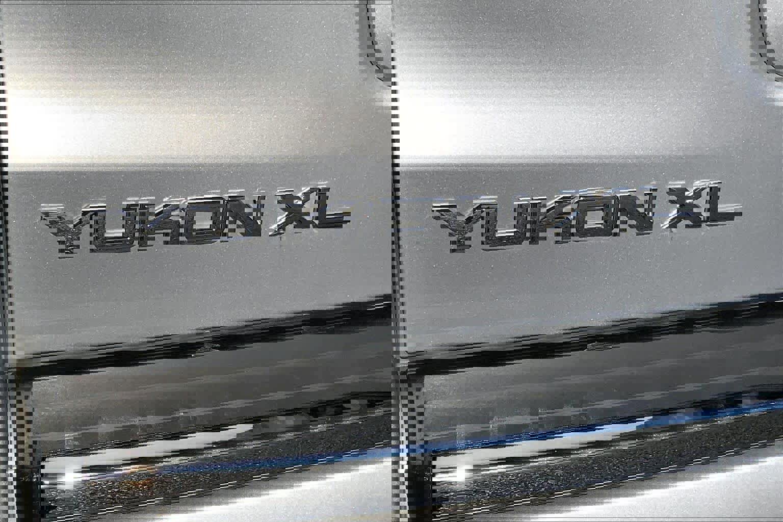 Used 2019 GMC Yukon XL Denali w/ Open Road Package image 30