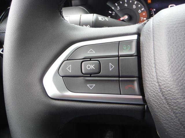 New 2026 Jeep Compass Latitude AWD/4WD image 32