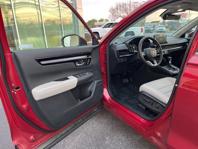 Used 2026 Honda CR-V EX-L image 4