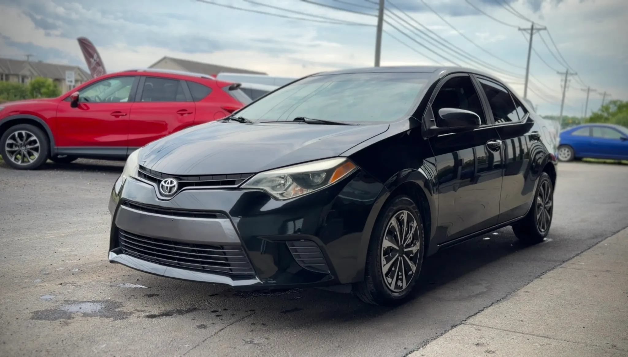 Used 2016 Toyota Corolla LE FWD image 6