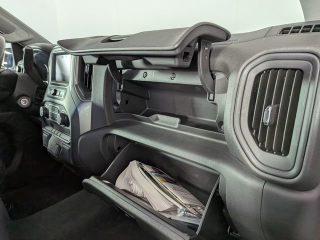 Used 2020 Chevrolet Silverado 1500 Custom w/ Custom Value Package AWD/4WD image 27