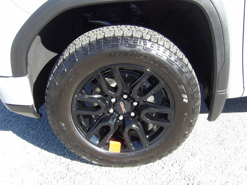 Used 2025 GMC Sierra 1500 Pro w/ Graphite Edition AWD/4WD image 52