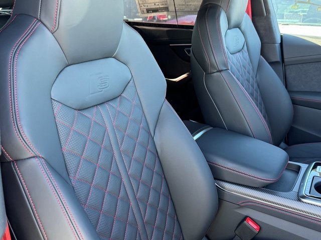 New 2026 Audi SQ8 Prestige image 14