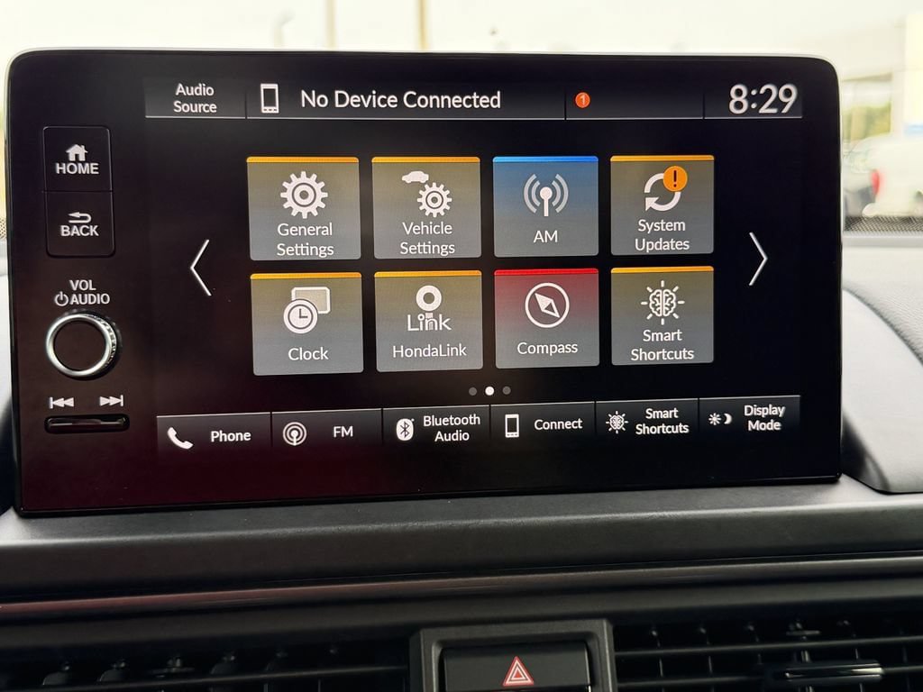 Used 2025 Honda Pilot TrailSport image 19