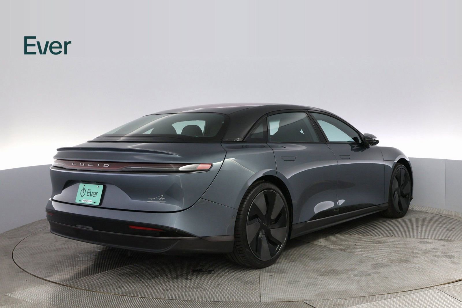 Used 2024 Lucid Air Touring image 12