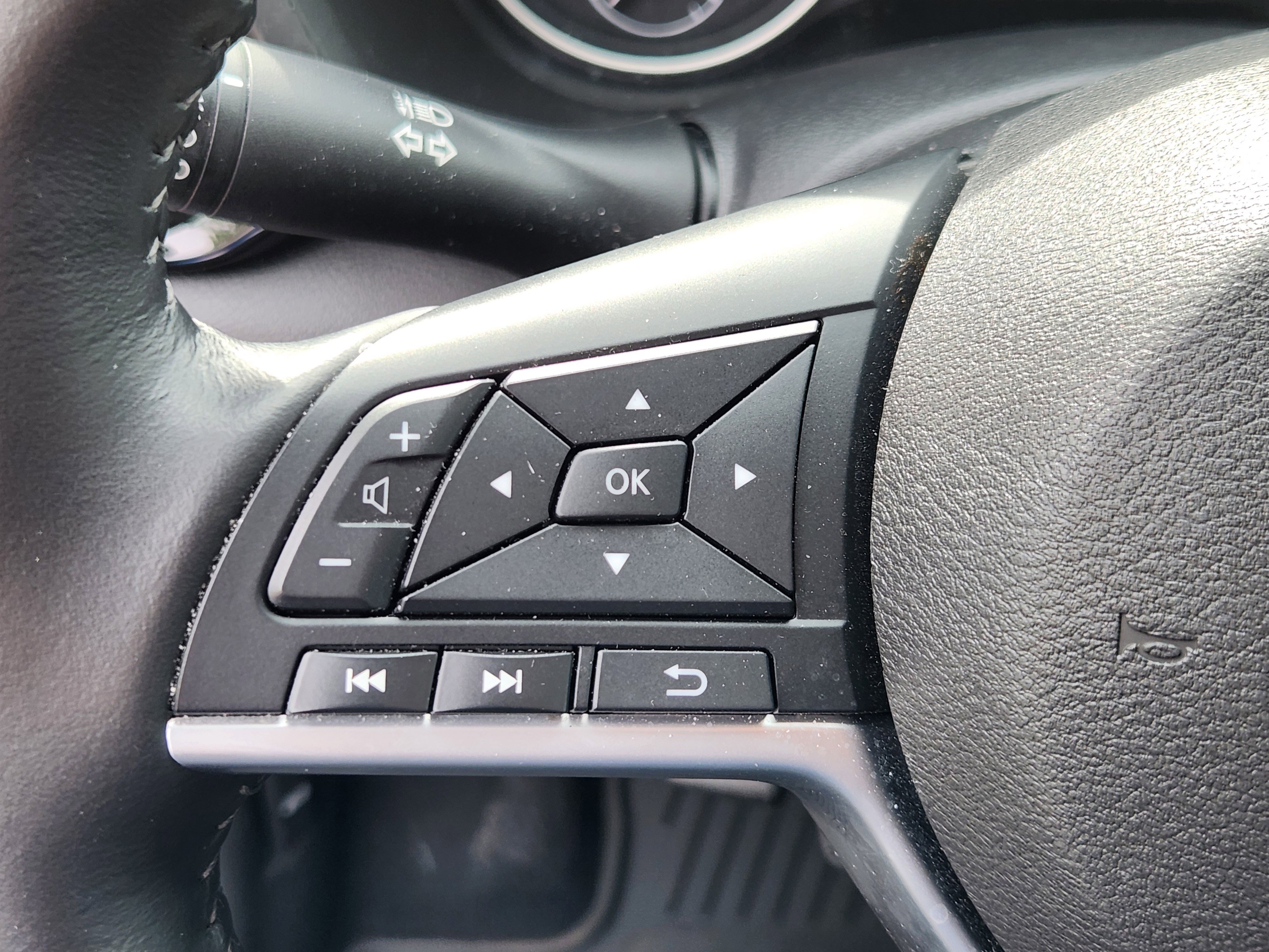 Certified 2024 Nissan Sentra SV w/ All-Weather Package FWD image 21