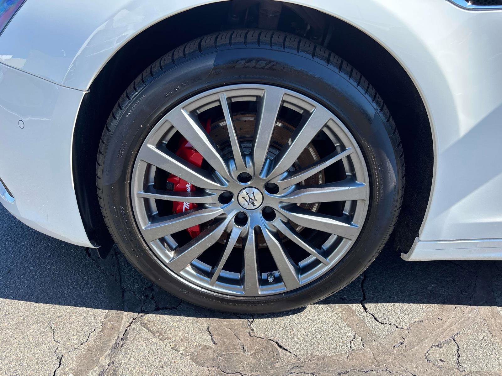 Used 2022 Maserati Ghibli Modena Q4 image 6