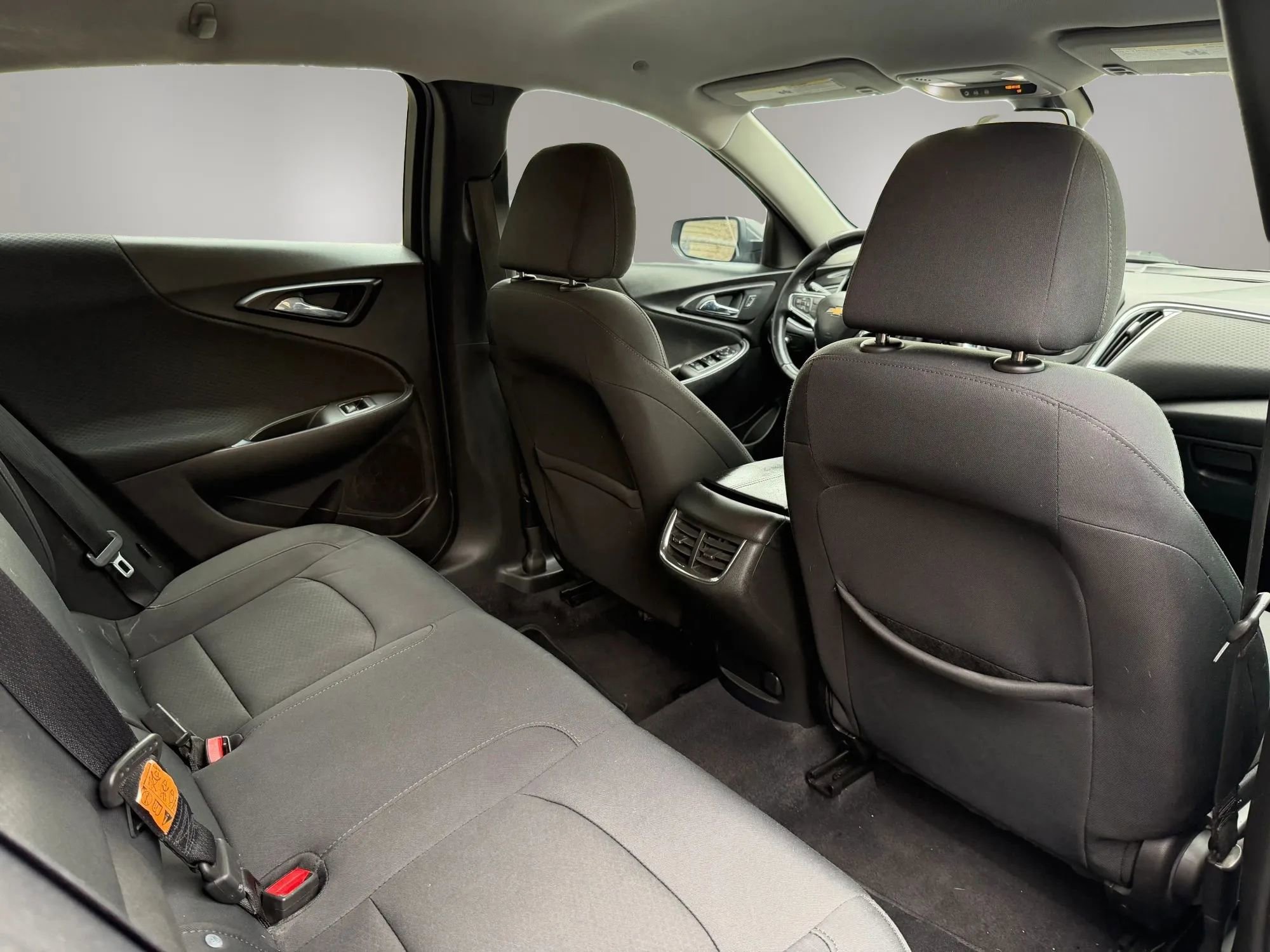 Used 2016 Chevrolet Malibu LT image 34