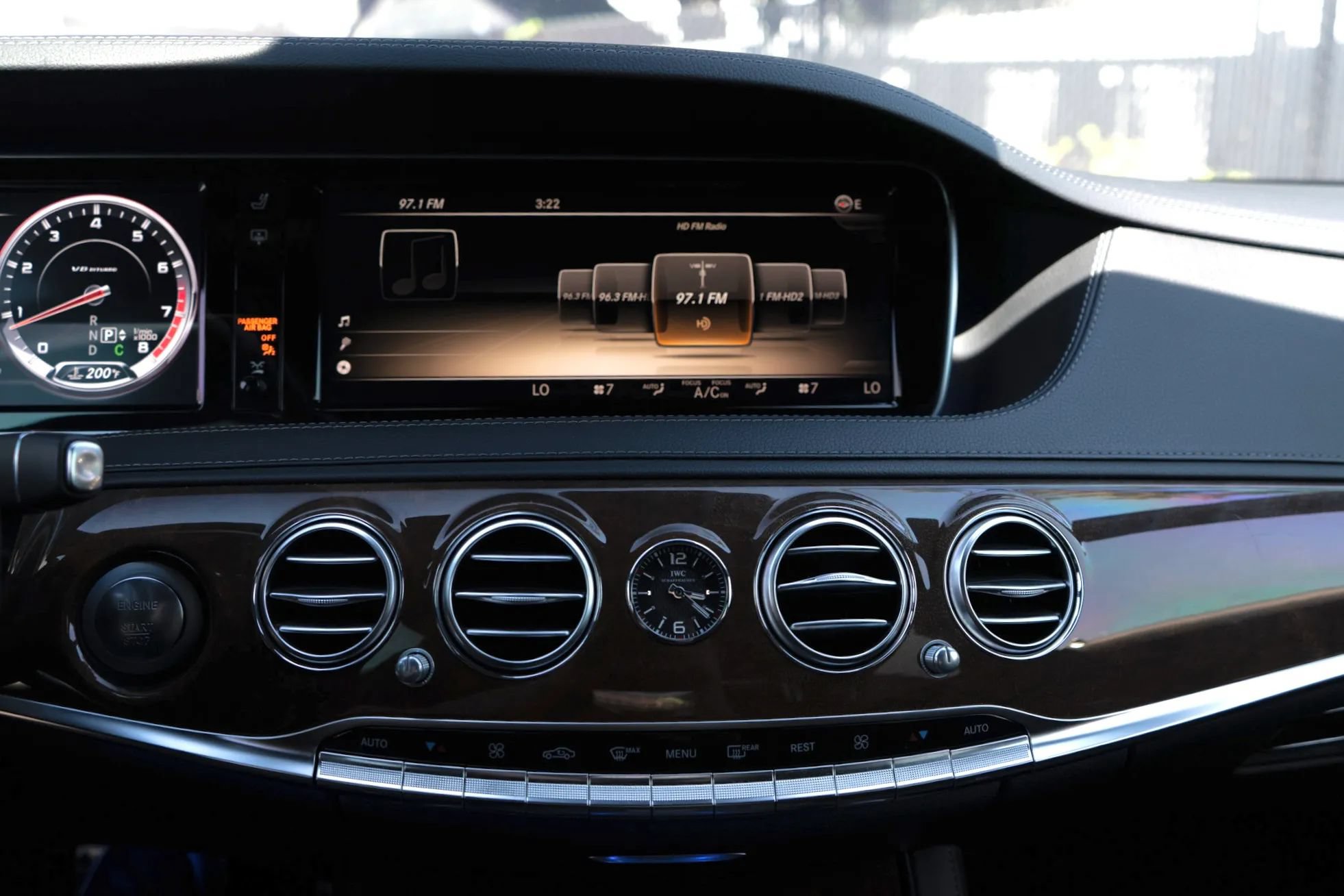 Used 2014 Mercedes-Benz S 63 AMG 4MATIC Sedan image 14