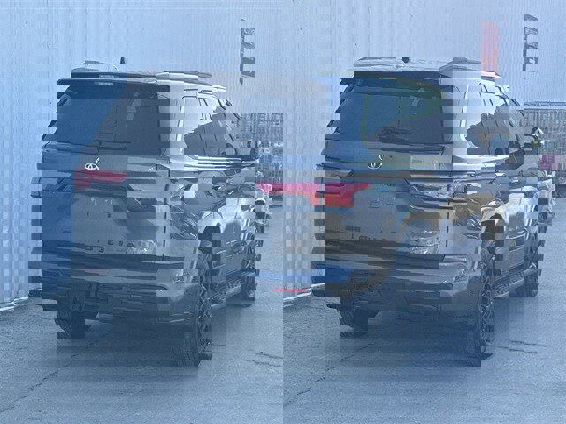 Used 2023 Toyota Sequoia SR5 w/ SR5 Premium Package image 4
