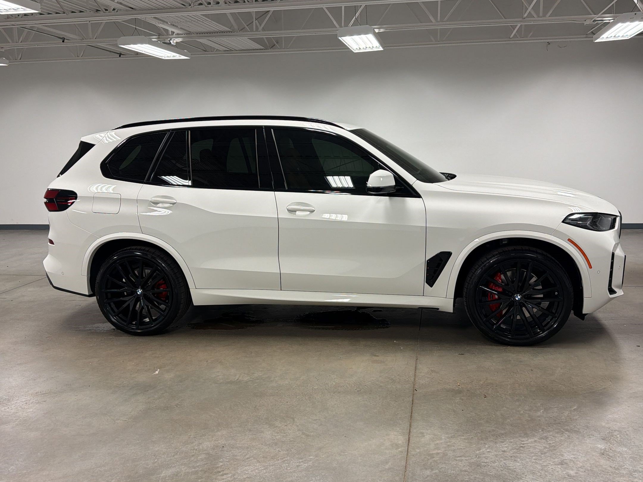 Certified 2026 BMW X5 sDrive40i w/ M Sport Package RWD image 8
