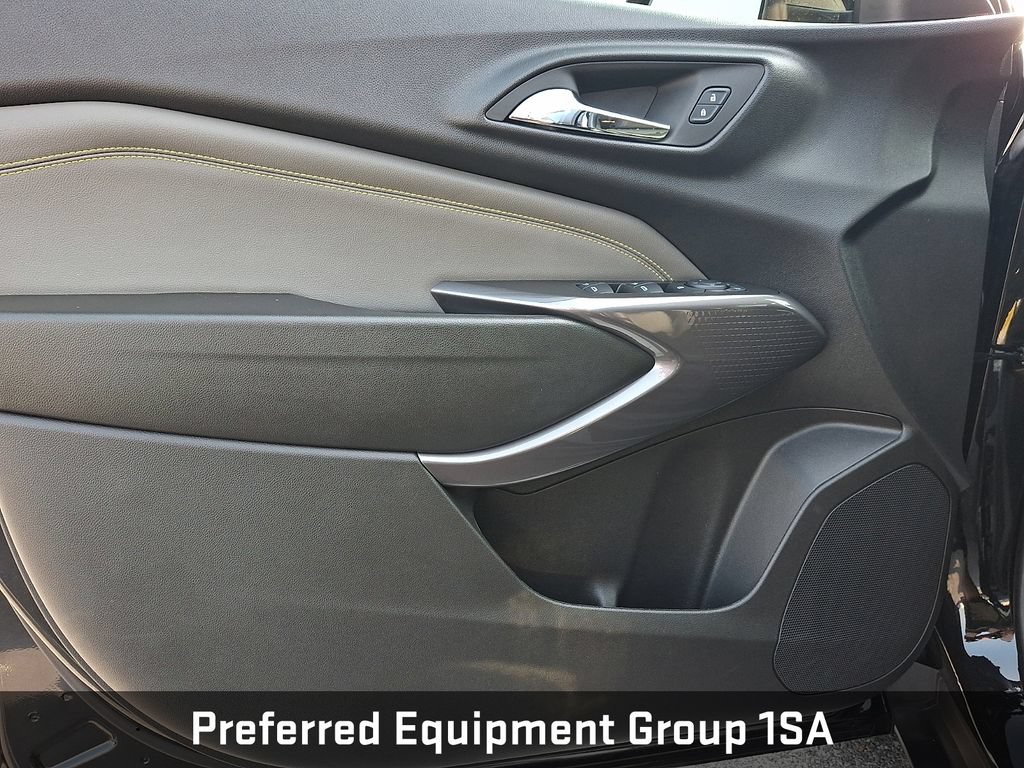 Used 2025 Chevrolet Trax ACTIV w/ Sunroof Package FWD image 15
