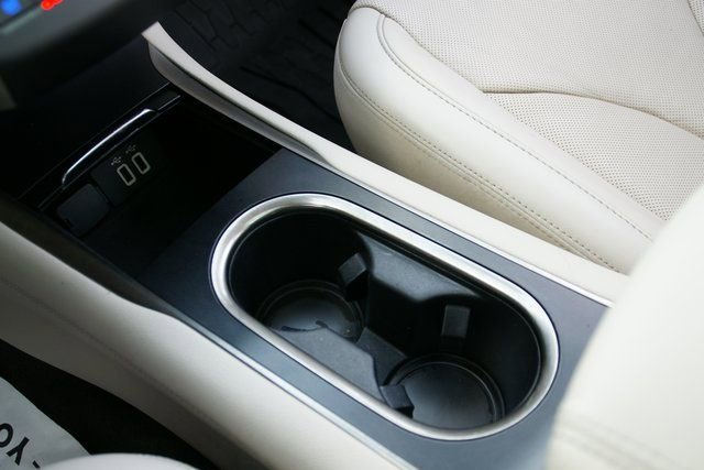 Used 2018 Lincoln MKC Reserve w/ Lincoln MKC Climate Package image 25