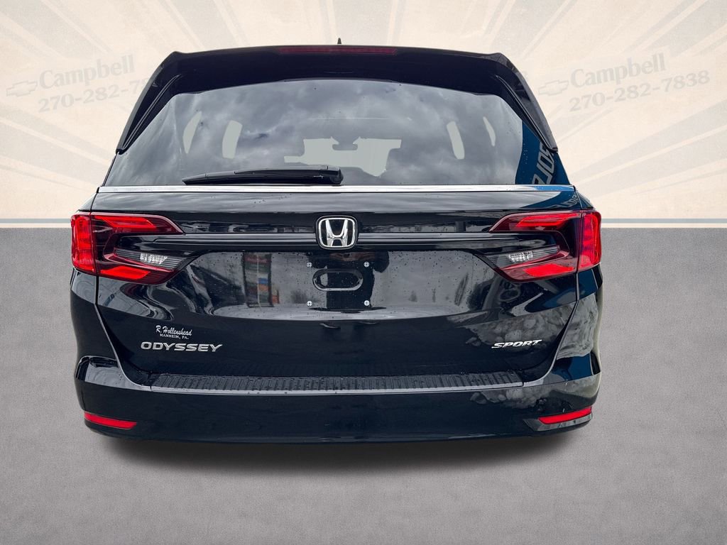 Used 2024 Honda Odyssey Sport image 4