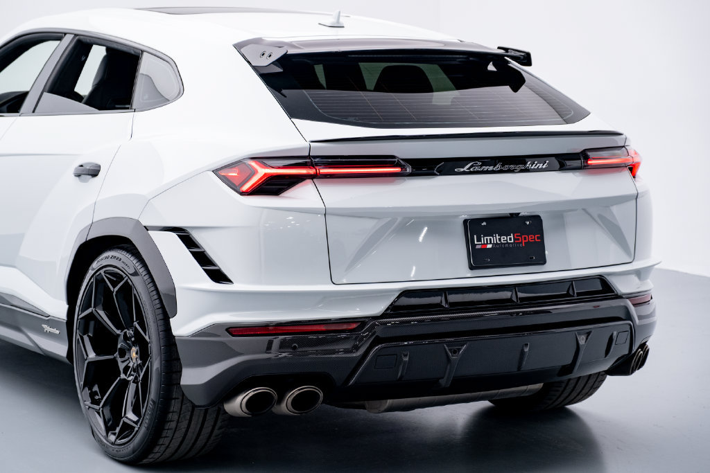 Used 2024 Lamborghini Urus Performante AWD/4WD image 31