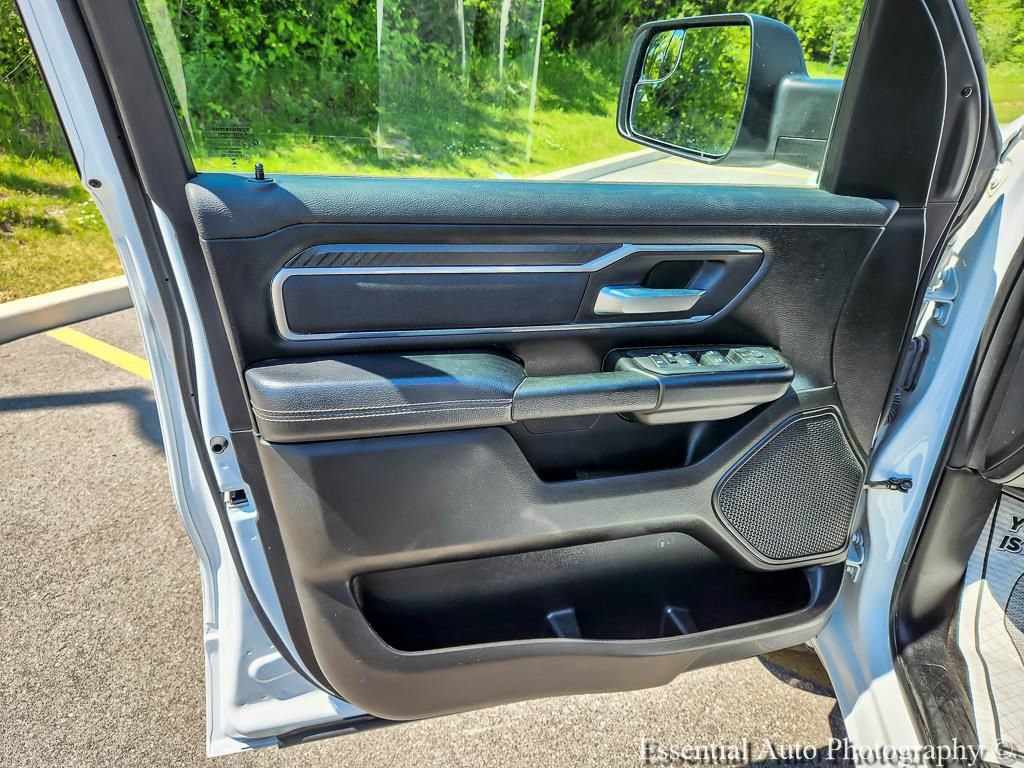 Used 2025 RAM 1500 Big Horn AWD/4WD image 23