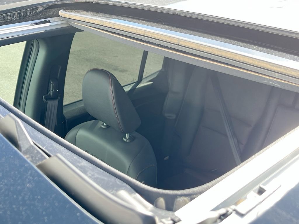 Used 2024 Honda Ridgeline Black Edition image 23