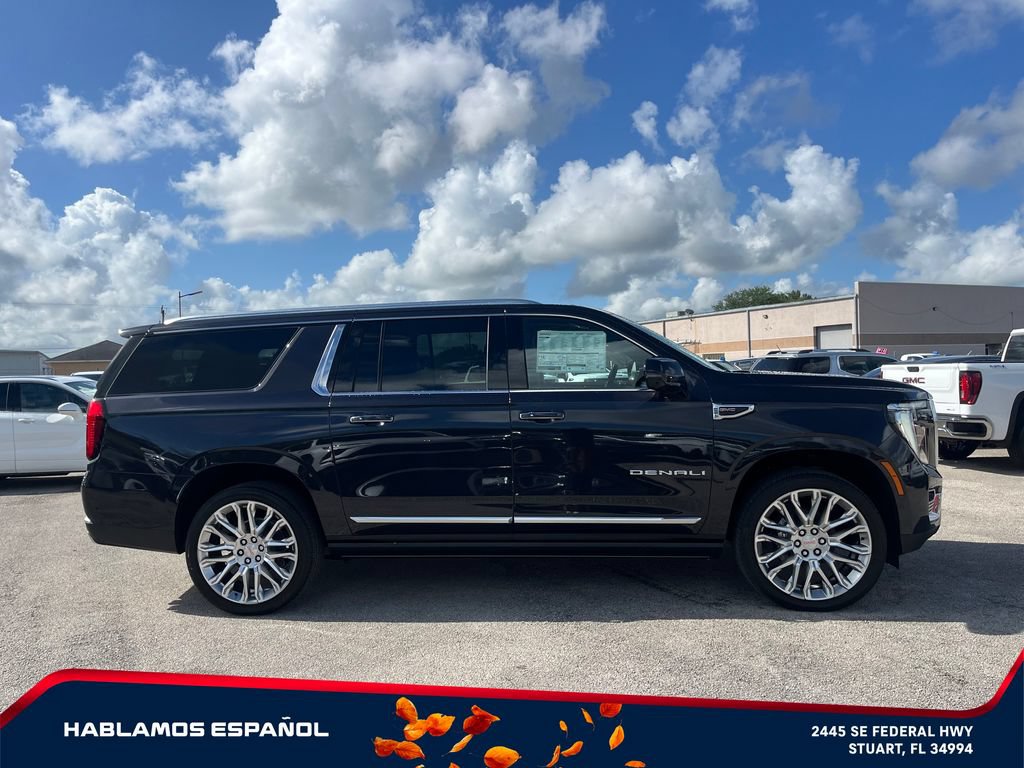 New 2026 GMC Yukon XL Denali w/ Denali Reserve Package AWD/4WD image 8