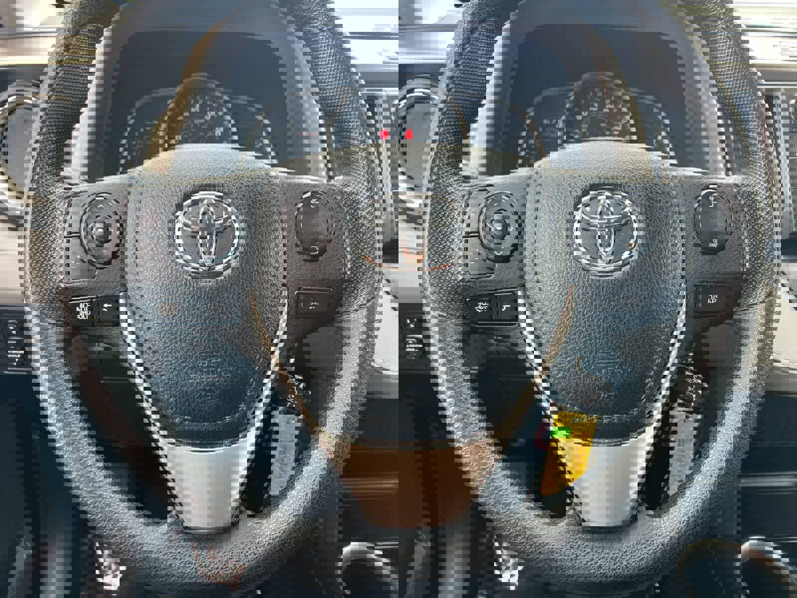 Used 2013 Toyota RAV4 LE image 23