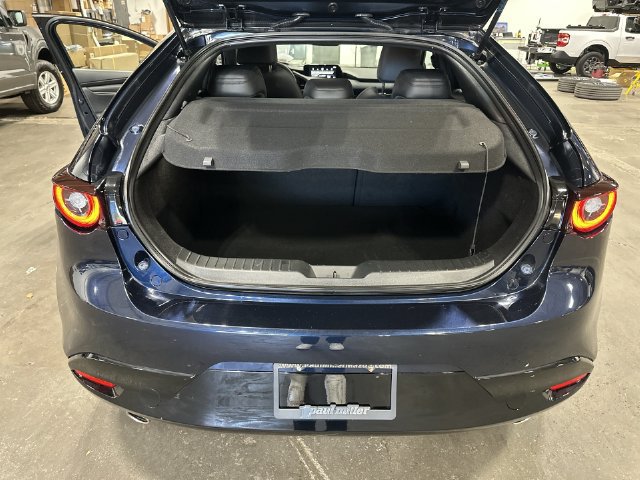 Used 2023 MAZDA MAZDA3 s FWD image 25