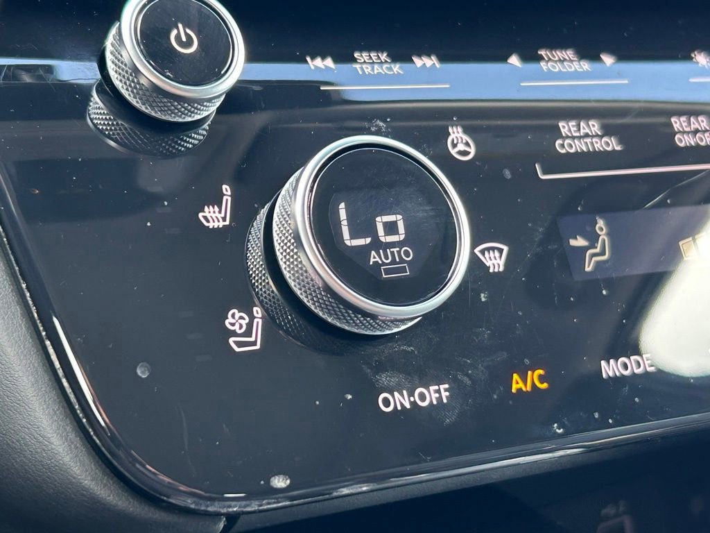 Used 2025 INFINITI QX60 Luxe image 29