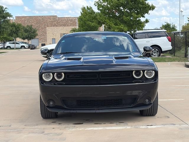 Used 2020 Dodge Challenger SXT w/ Blacktop Package image 2