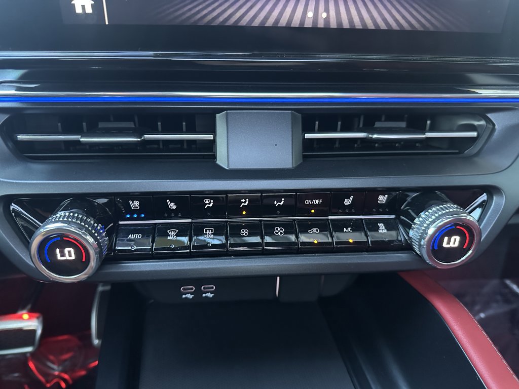 Used 2024 Acura ZDX Type S image 25