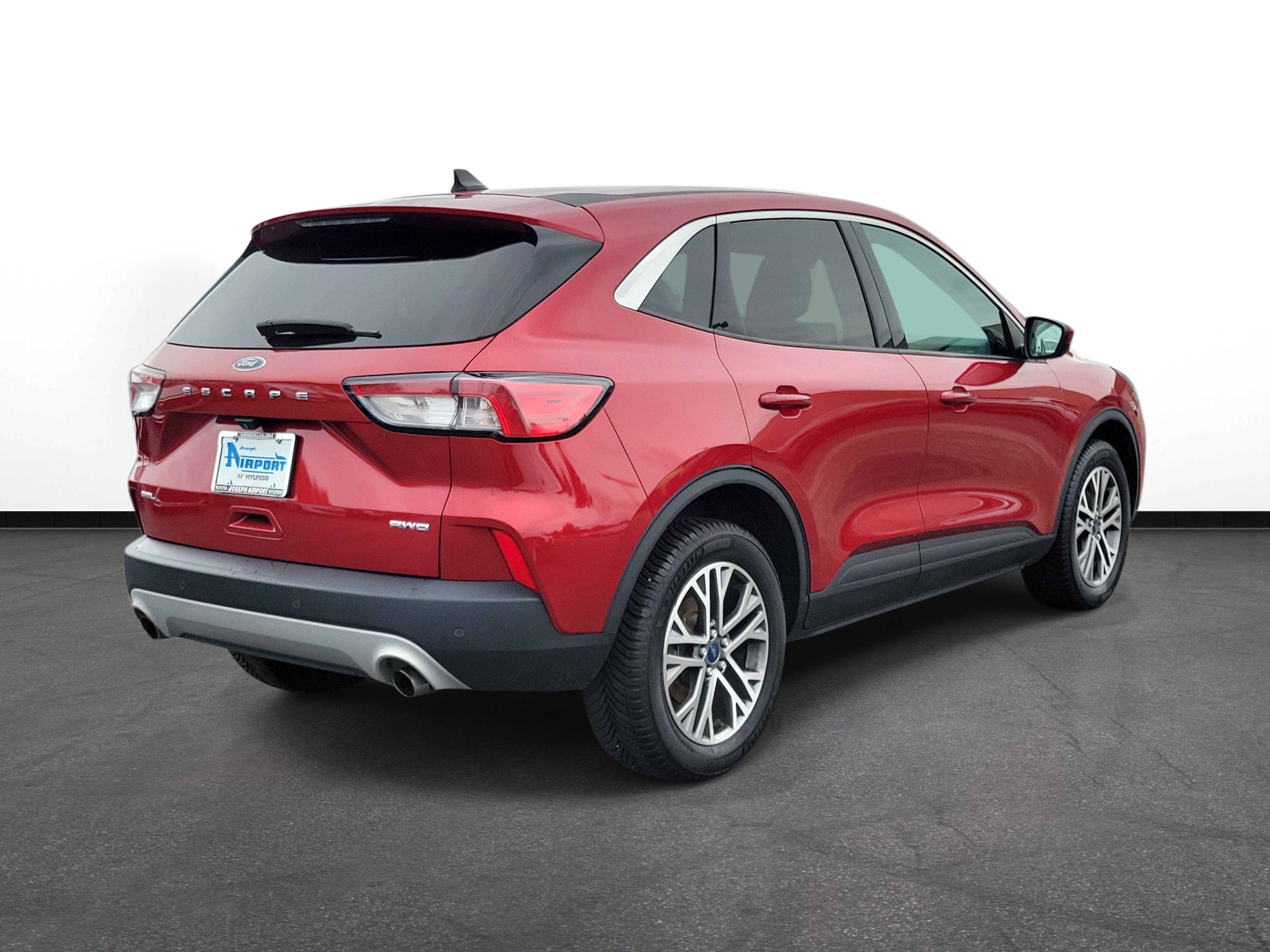 Used 2022 Ford Escape SEL w/ Technology Package AWD/4WD image 4