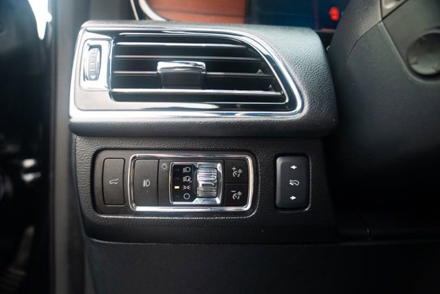 Used 2023 Lincoln Navigator Reserve w/ Equipment Group 201A image 33