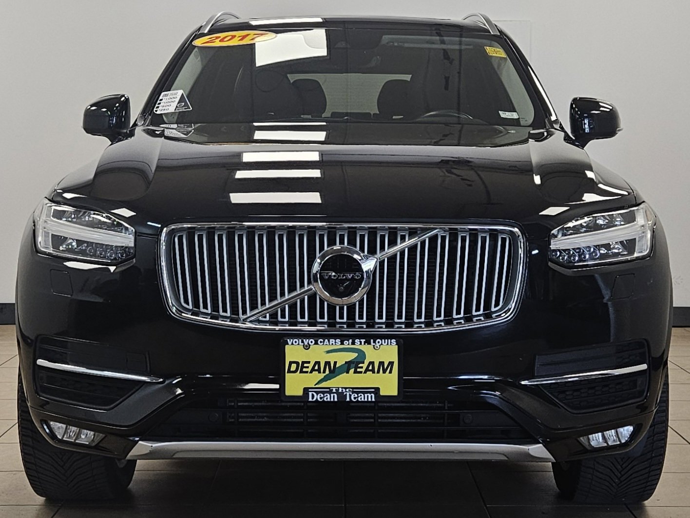 Used 2017 Volvo XC90 T6 Inscription w/ Vision Package image 6