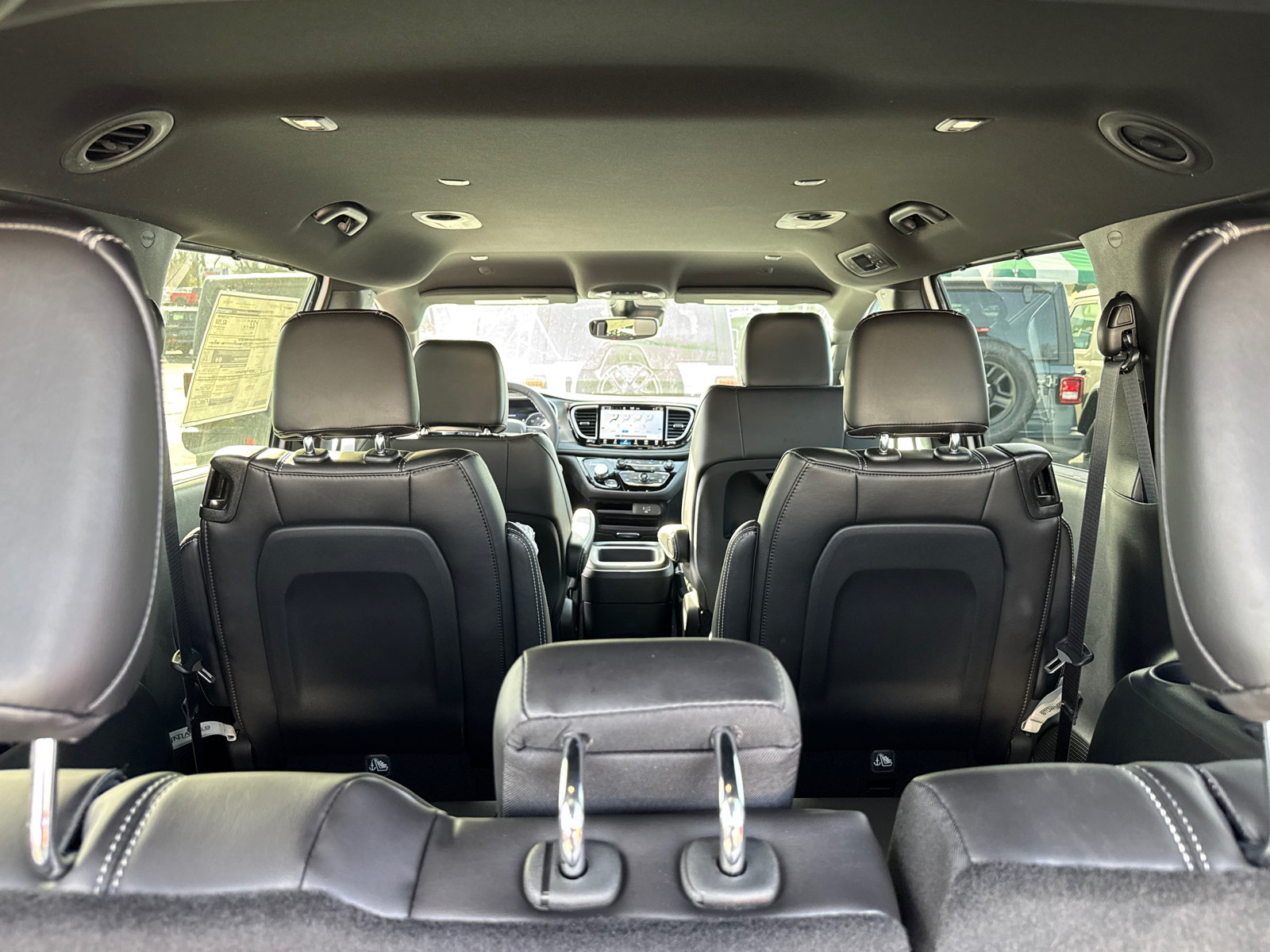 New 2026 Chrysler Pacifica Select w/ S Appearance Package FWD image 21