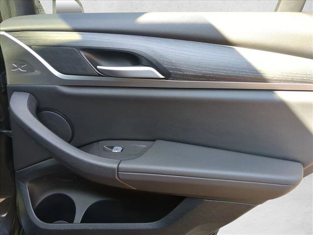 Used 2024 BMW X3 xDrive30i image 24