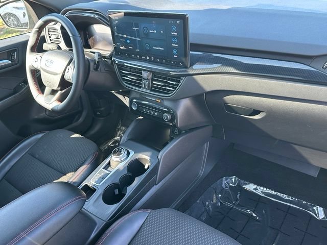 Used 2024 Ford Escape ST-Line w/ Tech Pack #1 AWD/4WD image 10