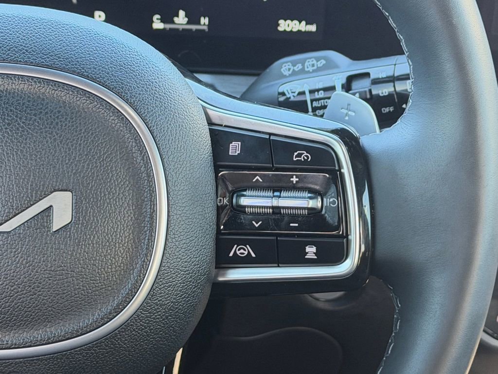 Used 2025 Kia Sorento SX Prestige AWD/4WD image 18