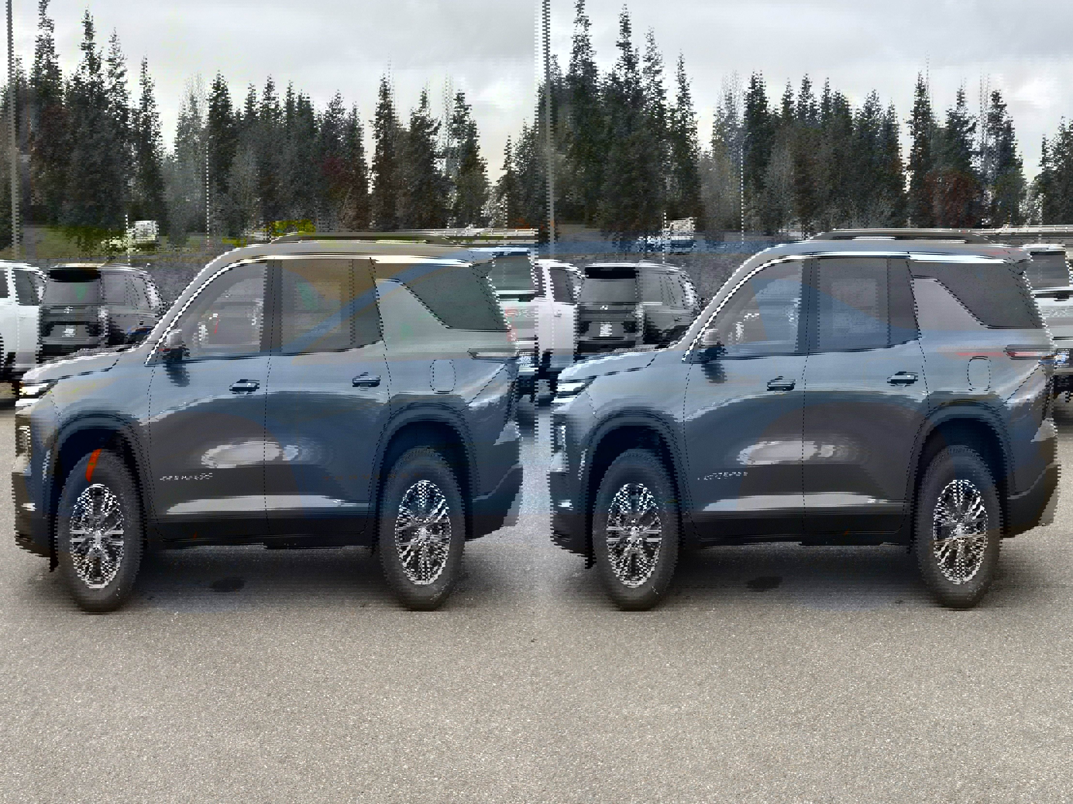 New 2026 Chevrolet Traverse LT w/ Driver Confidence Package image 2